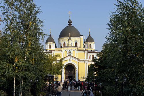 76г