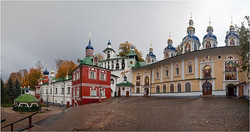 99в